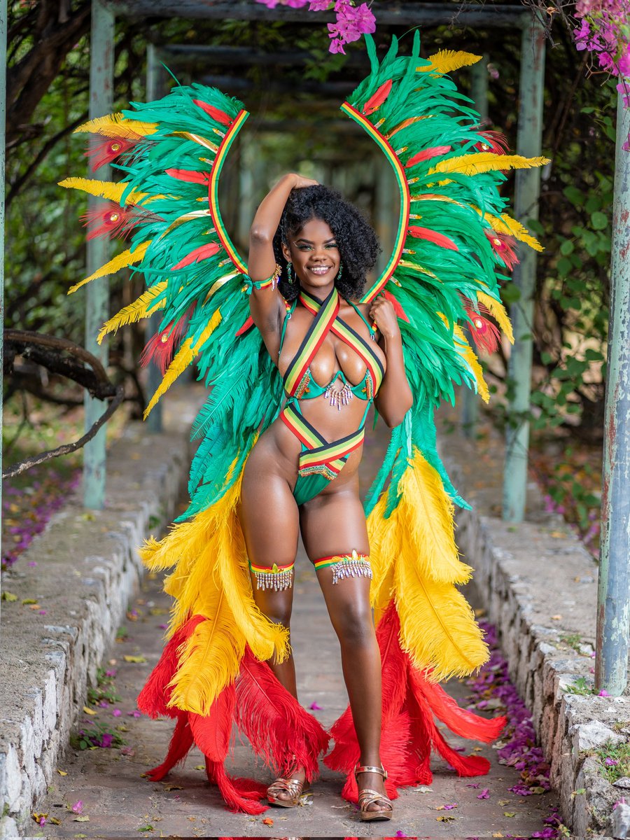 9 Days left to secure your costume in our new section #ITAL for #NHC23 ❤️💛💚
#DjanDMAS 
*On the road with <a href="/CaribSessions/">Caribbean Sessions</a> 
#LinkInBio