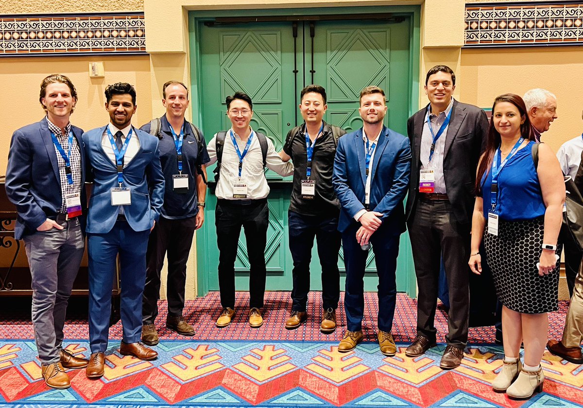 nathanksim's tweet photo. Lots of learning at OEIS the past few days! Special shout out to @AlexDabrowiecki @DonGarbettMD @linemonkeymd @EddyArous for taking the time to speak with trainees and sharing their perspectives

#MedTwitter #radiology #IRad #radres #MedEd https://t.co/BGYCWYXq8v
