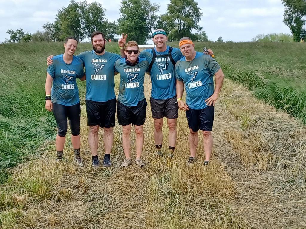 amyk009's tweet image. Today was a really awesome day. Part of Team Flash telling cancer to F off while watching @wAKAflash crush @ToughMudder 2️⃣8️⃣ and earning my, @rhough33, and  @CaseyMcG12 ‘s first headbands. Don’t worry, we’ll be back in 2024 when Mudder goes back to its roots💪 #TeamFlash