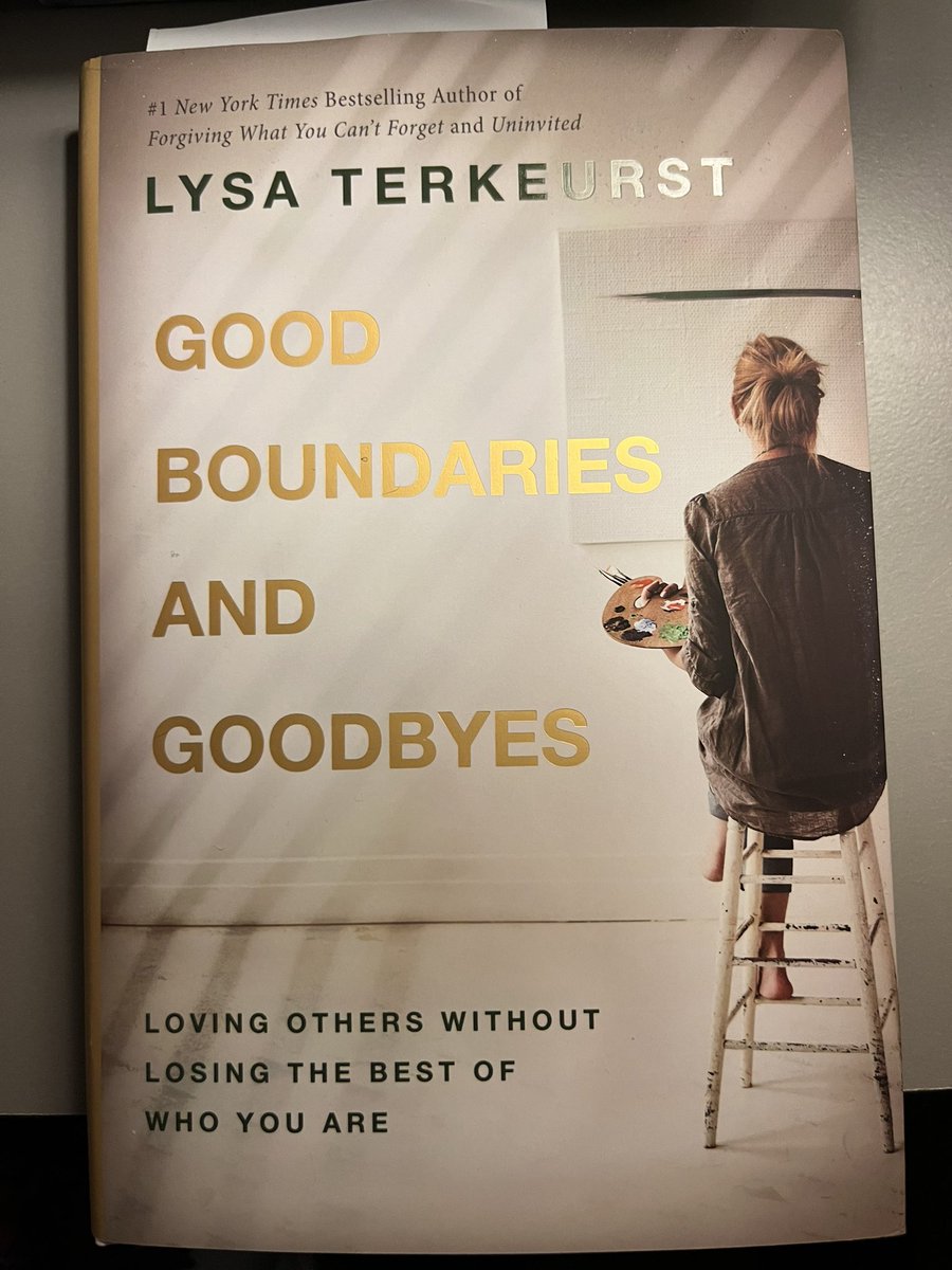 RenewVa's tweet photo. #SundayRead
#GetOutOfYourHead
#GoodBoundariesandGoodbyes
This time I’m reading two books at the same time. Couldn’t decide which one to start first 🤷🏻‍♀️. 
#MentalHealthAwarenessMonth 
#RENEWMAGAZINE
#YourMentalHealthMatters
#Revitalize #Educate #Nurture #Empower #Women https://t.co/yX0PJePfpN