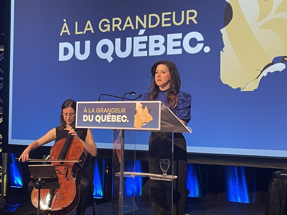 Ce congrès, avec des débats ouverts et une unité sans faille, il est un bonheur pour ceux qui l’ont pensé et organisé.
Le plus dur et le meilleur restent à venir.
Ceux qui sont pour quelque chose face à ceux qui sont contre quelque chose.
Mais qui, qui refuse son pays?
😶🤷🏼‍♂️☺️🙏🏻⚜️