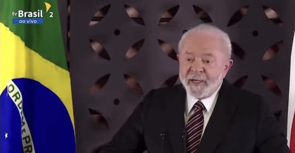 🚨🗣️ Brazil’s president, Lula supports Vinicius:

“A poor boy who won at life. One of the best players in the world and for Real Madrid. We will not allow racism to take over football stadiums.”