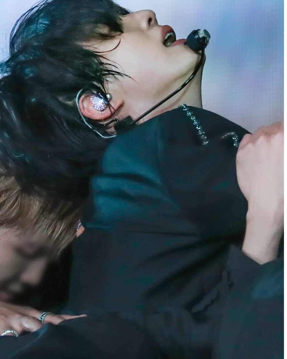 WWHJinmilitay's tweet photo. #900DaysWithAbyss
#어비스_900일_축하해
#JIN #방탄소년단진
@BTS_twt https://t.co/jhZ2bwh3ad