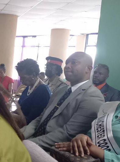 RhodaMCrawford's tweet photo. I encourage those in Mandeville & the environs to make a visit (one Sunday ) for I assure you that a special blessing awaits . May the Lord continue to bless Pastors Shawn and Simone Warren, their Ministry and members . #OurManchesterCentral #HopeIsHere #WorkersWeek https://t.co/ocHaYgzCEi