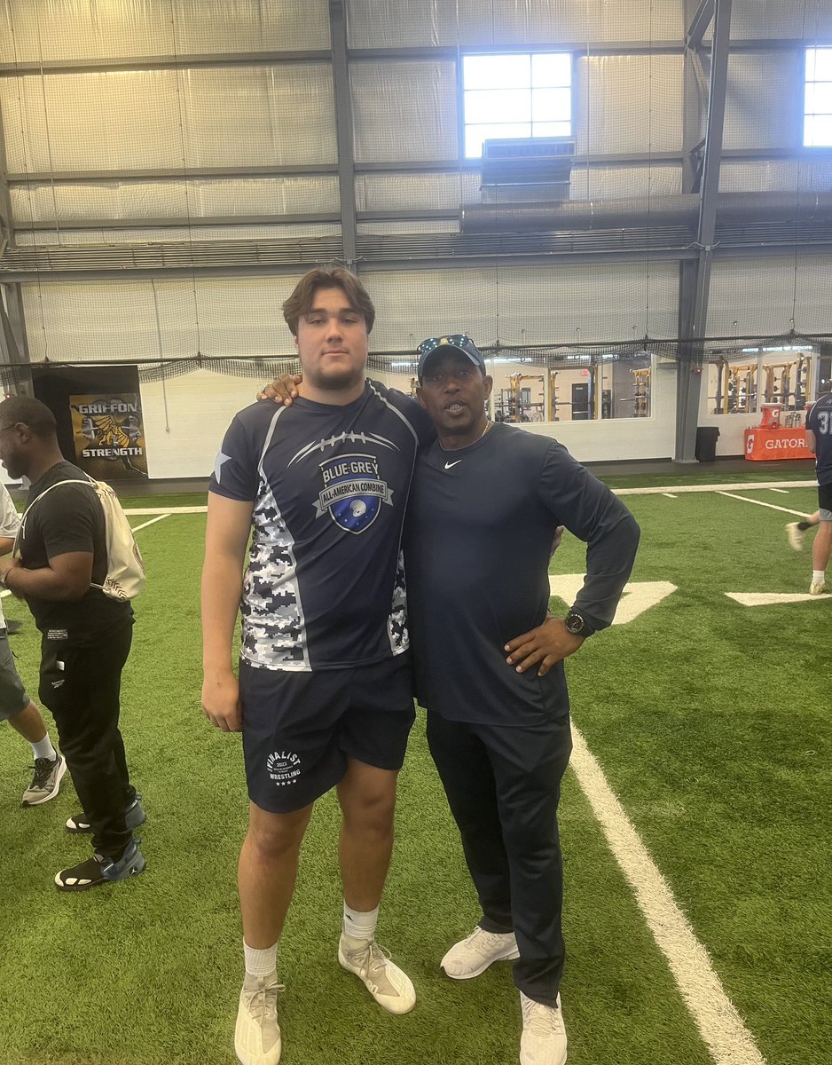 Huge thanks to <a href="/BlueGreyFB/">Blue-Grey All-American Bowl</a> and @HeatSeeker29 for a great day this weekend! Fun time to compete with kids all over the country!