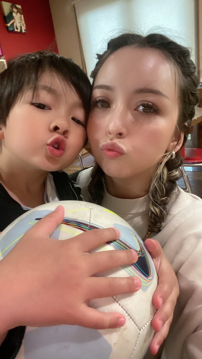 ndtsh77's tweet photo. インスタがおバグりのようで💦
久々にTwitter🐥
Twitter全然使わんなってもーたな😭 https://t.co/ka3ymSJAuo