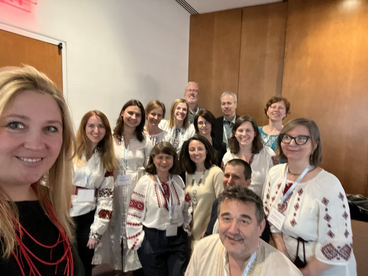 oonuch's tweet photo. Fab @ASN_Org #ASN2023. Tried hard but somehow my fellow Ukraine Program teamate @OxanaShevel & I did not get a #VyshyvankaDay selfie together 😢. But this incredible shot proves future of the study of Ukraine & ASN is 💪.❤️ my #ASNUkraine crew #Митут
Congrats to @darelasn & team! https://t.co/rj7IN13Qnv