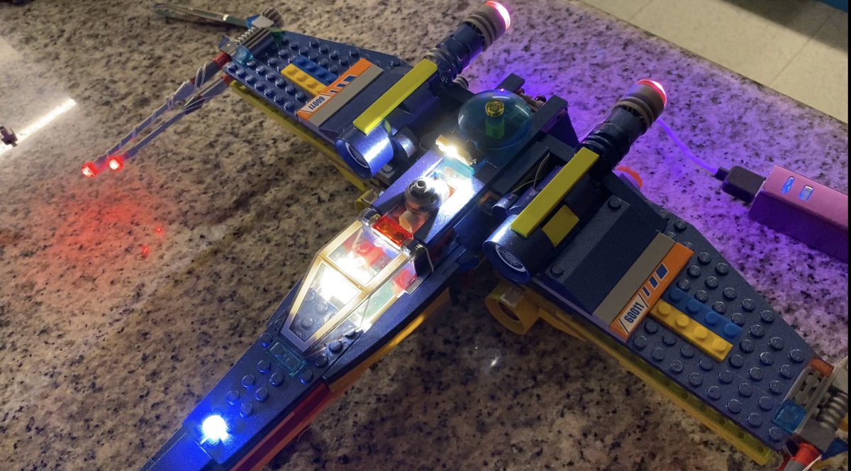DavidMatrecano's tweet photo. Good night Mr. Hamill. 

We would like to show you this unique Lego X-Wing Fighter (there are only two) crafted with the colours of the Ukrainian 🇺🇦 flag and a beautiful set of led lights. These 2 fighters has been built by me & my son Jordan (a very big fan of Luke Skywalker), as a special gift for you and for President Zelenskyy.

Greetings from Ibiza, Spain 🇪🇸
from David & Jordan Matrecano.