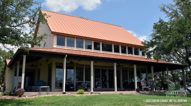 GreenKnightRoof's tweet image. #StandingSeam #metalroof in Copper Metallic, Belton, TX.  Expertly installed by @GreenKnightRoof