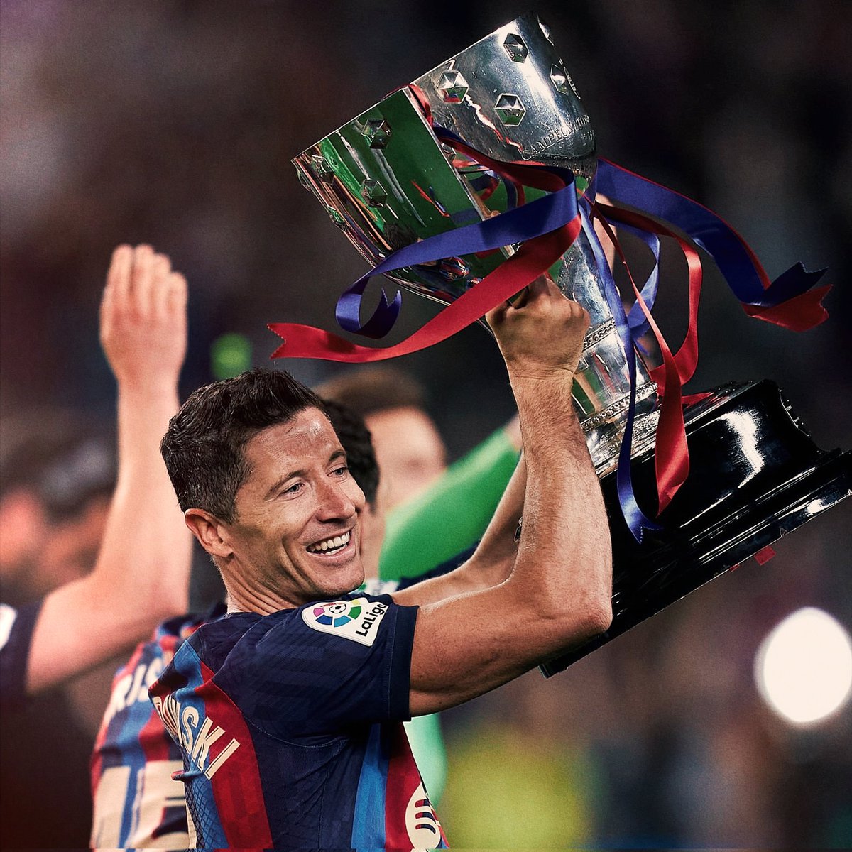 BarcaAurora's tweet photo. Proud of this team and all the work that's been done week in and week out in order to win this title. The League always shows who's the best it demands your best each week 38 times and Xavi and these players has shone above the rest. This is only the beginning 🏆👏 https://t.co/oa7J8xoCQQ