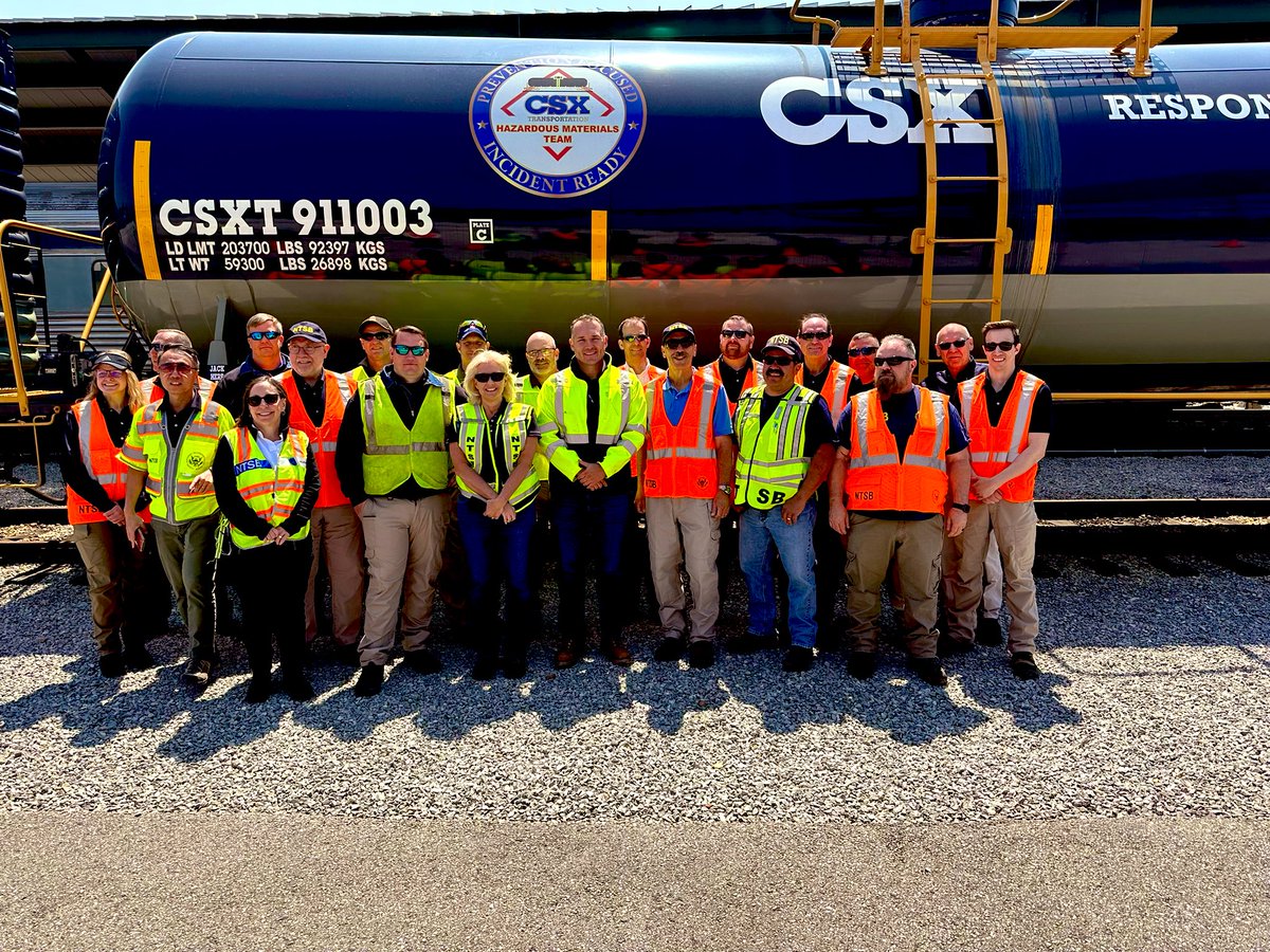 JenniferHomendy's tweet photo. A big thanks to @CSX for having us out to the @BORRM for a look at some wheel sets, car inspections, and top fittings. Shout out to my good friend, Patrick Edmond. https://t.co/8XkHpHOuyE