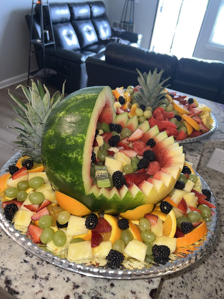 manda_lip22's tweet photo. My first time making a baby carriage out of a watermelon for my cousins baby shower 🥰 not perfect but it came out cute 😅 https://t.co/Qzb3zvkxP1