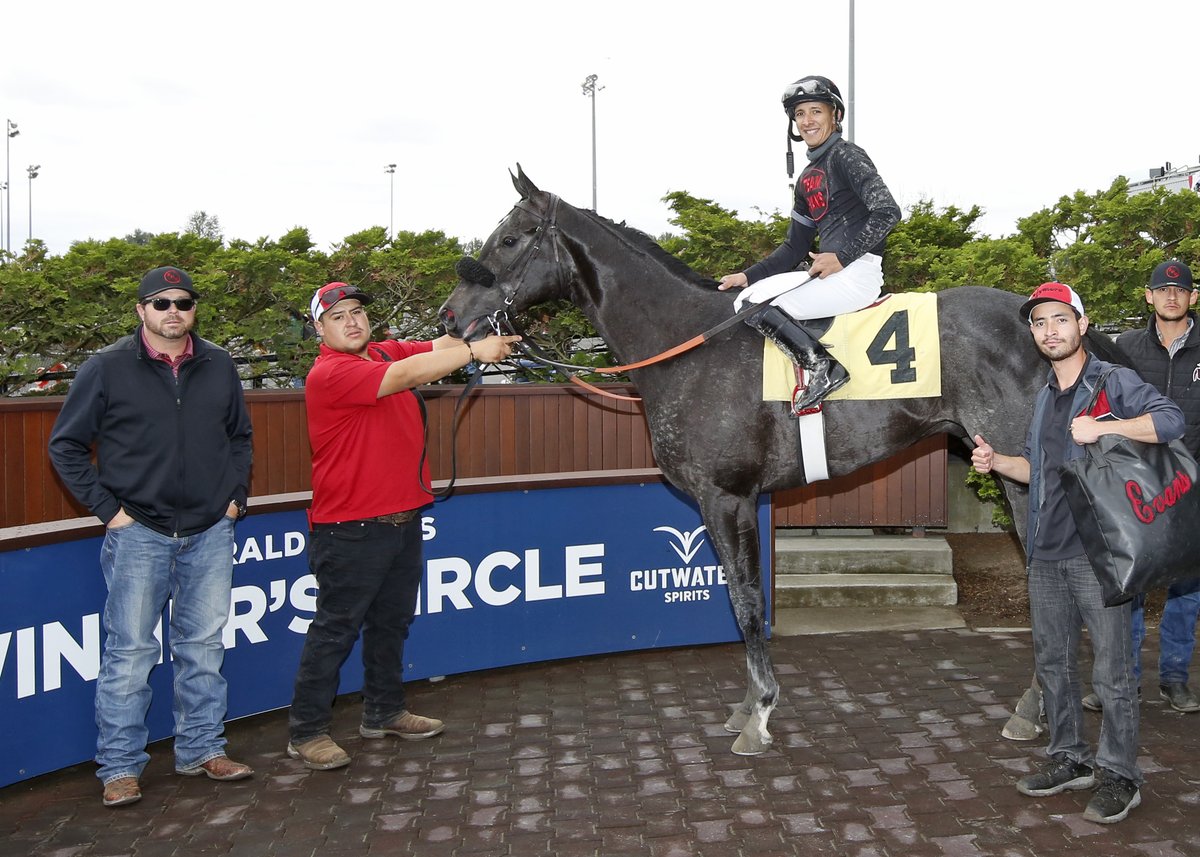 New trainer at Emerald Downs Justin Evans @EvansStable is off to a terrific start winning 6⃣ races through mid-card Sunday. Hope your enjoying the Pacific Northwest! #exploreauburn