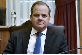 Makis_Tr's tweet photo. Καραμανλης: Παραιτήθηκε ως αρμόδιος υπουργός μετά την τραγωδία των Τεμπών. Εξελέγη πρώτος βουλευτής στις Σέρρες! Χρυσοχοΐδης: Απομακρύνθηκε για τις καταστροφικές φωτιές σε Αττική -Εύβοια. Εξελέγη δεύτερος βουλευτής μετά τον Μητσοτάκη! Γιατί να σεβαστούν τους πολίτες αλήθεια; https://t.co/BqsroQDV9N