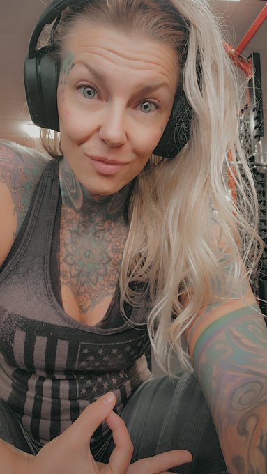American Iron Fitness Respect 🇺🇲 #3amGymOnSunday #EmptyGym #MadeYaLook https://t.co/yPiKCkk7ud<a href="/tag/3amgymonsunday"class="tags">#3amGymOnSunday</a><a href="/tag/emptygym"class="tags"><span>#emptygym</span></a><a href="/tag/madeyalook"class="tags"><span>#madeyalook</span></a>