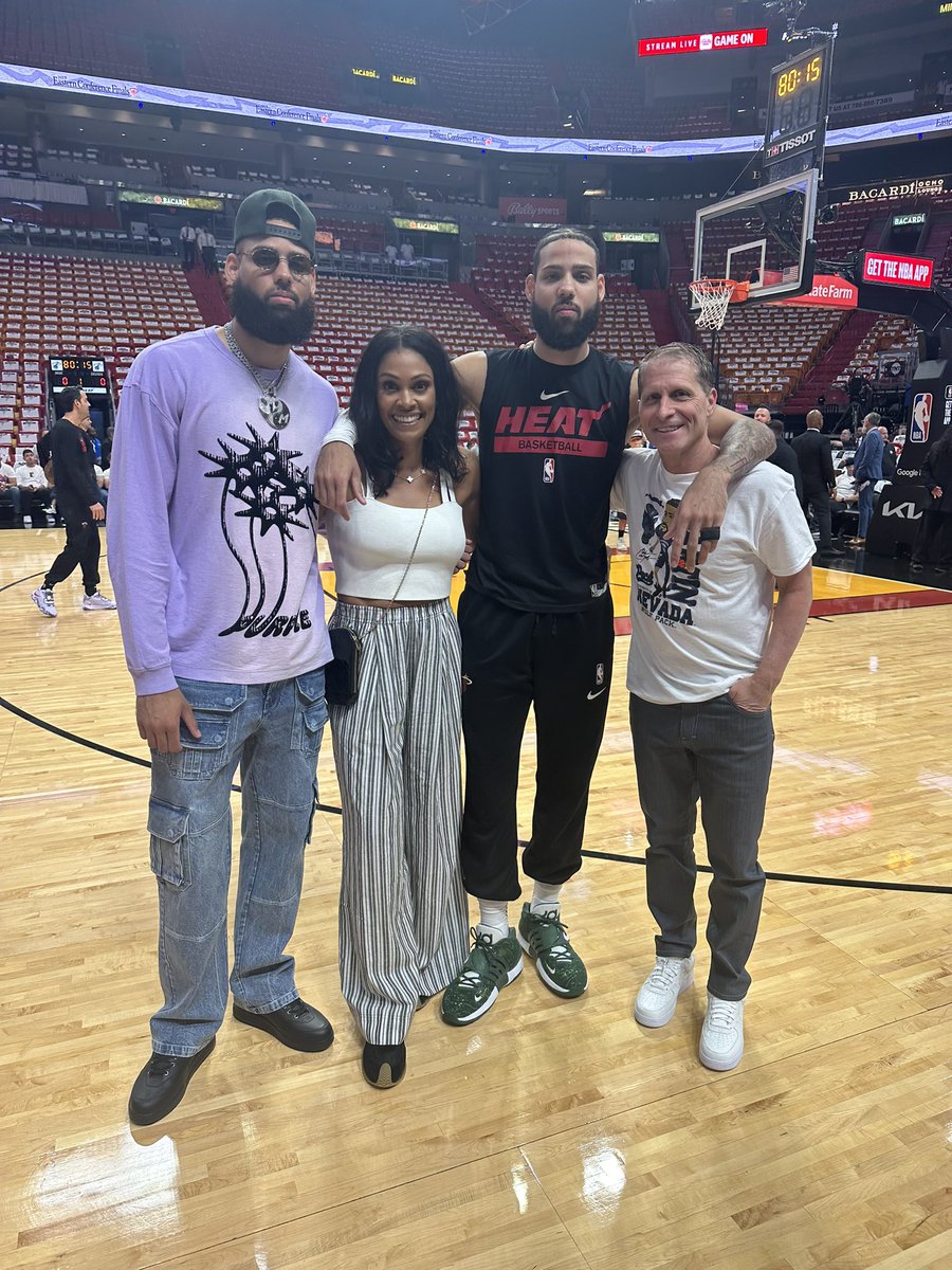 Danyelle Musselman tweet media