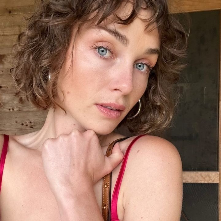 Tess Delaney tweet media