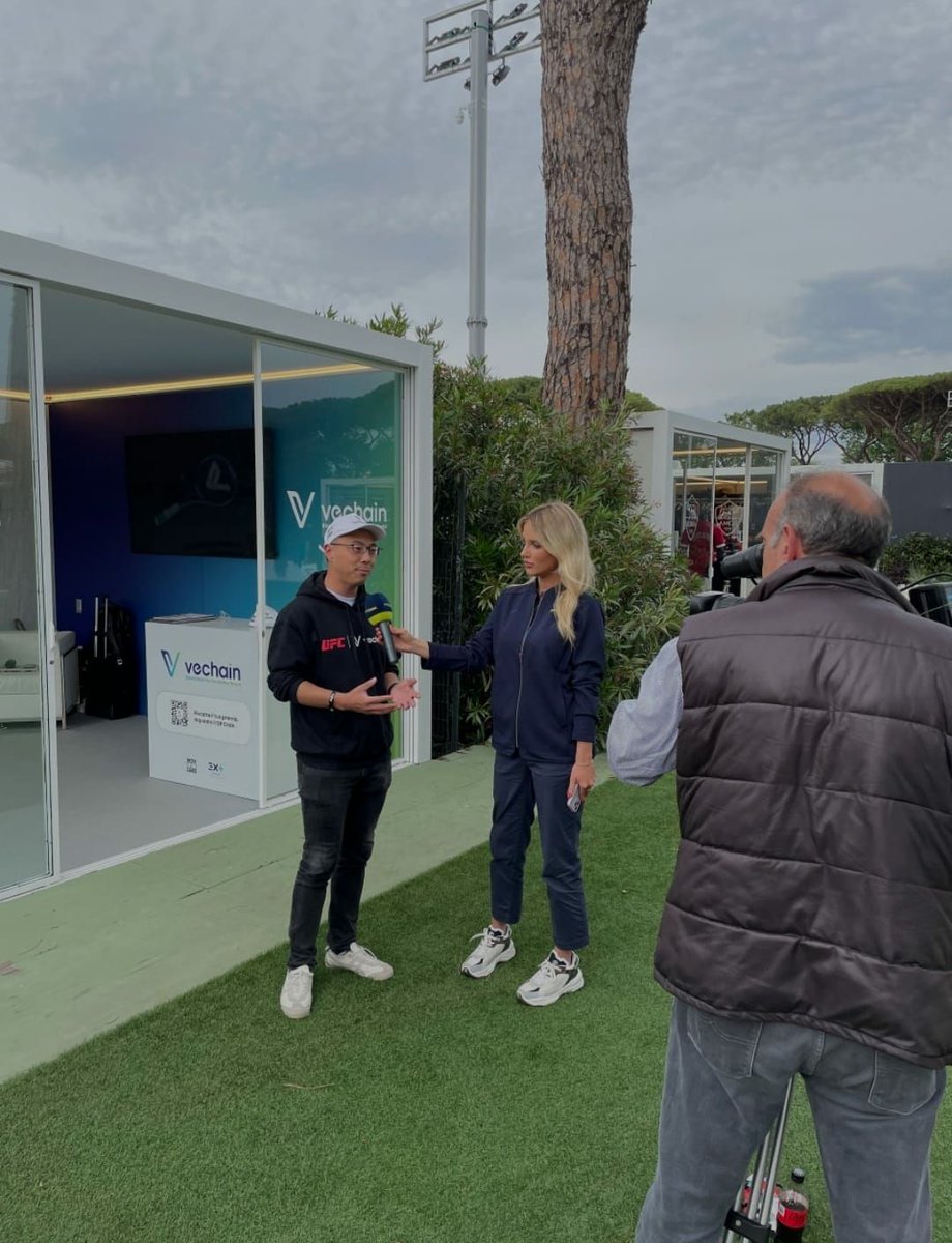 'The winners of the #ItalianOpen, @lenarybakina and @DaniilMedwed, received together with the trophies their digital replica thus becoming even more unique, non-replicable and equipped with a digital identity.' 🏆

#VeChain #Blockchain #Tech #Tennis #IBI23 #NFT #Web3ForBetter
