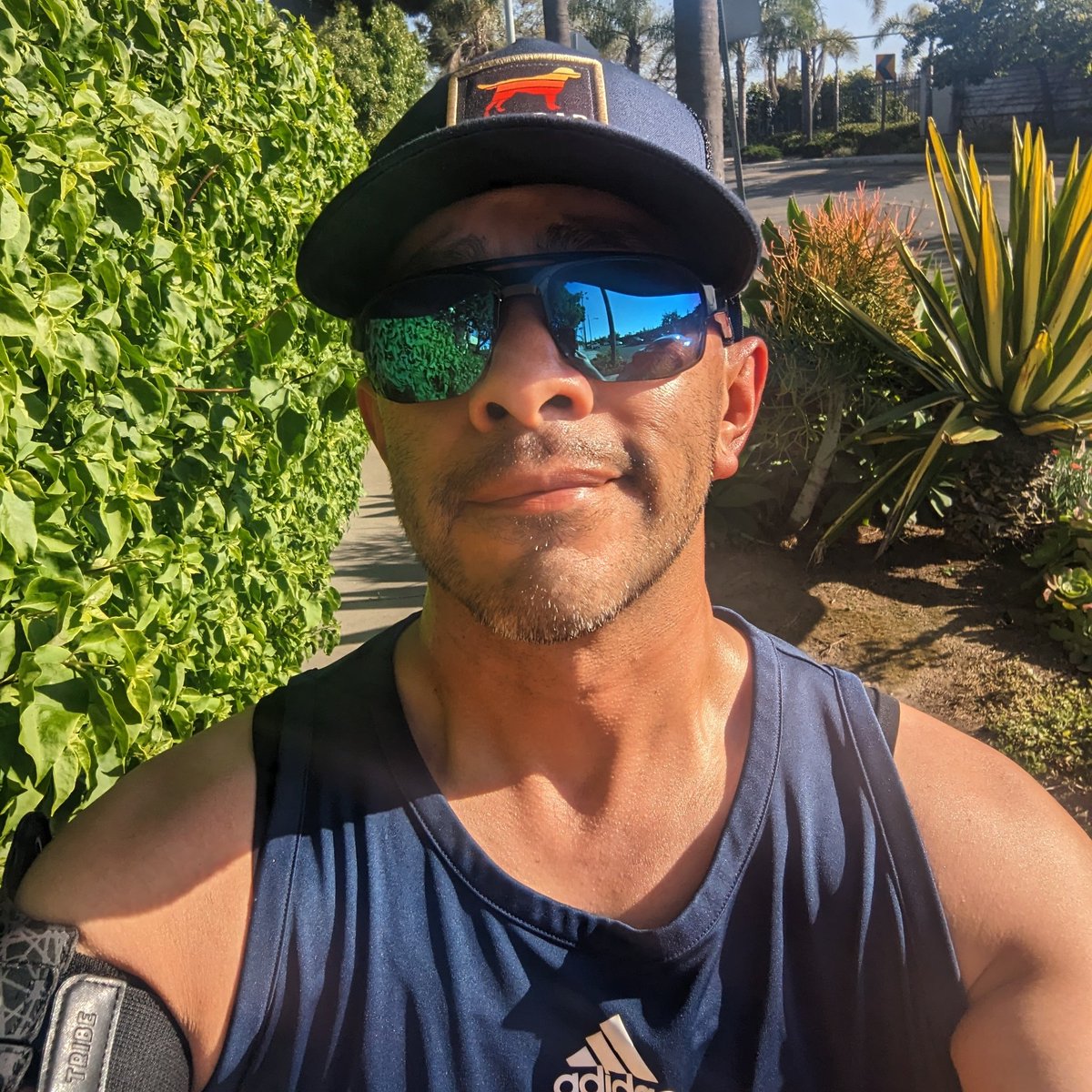 Time to change this shyt again. 5.5 miles to prepare for the new week. Hope you all have a great week!  #SundayRunDay #GayRunner  #NewProfilePic