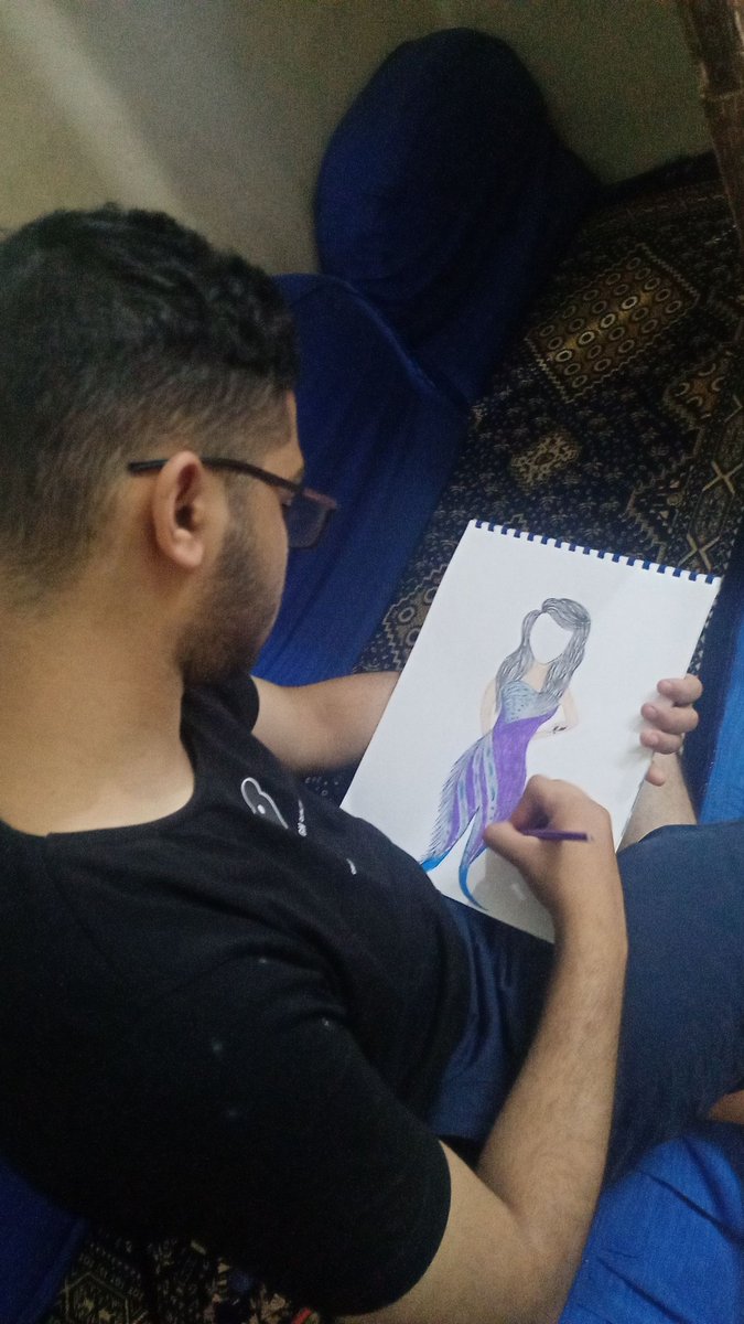 من لم يكن نورا لنفسه ، لن تُضيئه كل أنوار الكون 💜