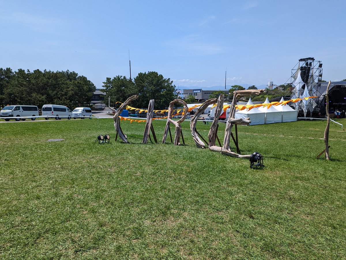 satop2586's tweet photo. 仕事で暫く地元に居なくて行きたくても行けなかった念願のCIRCLEへ。2日間とも全部最高でした！天気良すぎ！
#CIRCLE https://t.co/D9OFAdahIR