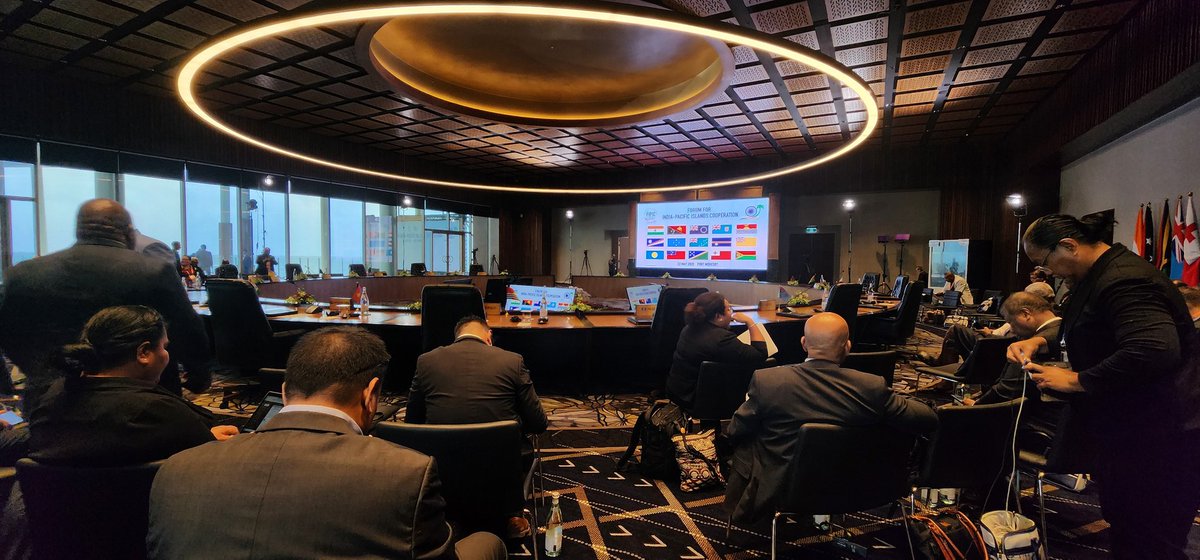ForumSEC's tweet photo. PNG PM Marape continues high-level hosting duties as #APEChaus in PNG begins milestone back to back meetings today with two world powers and our #PacificLeaders #FIPIC3 #USPacific #India https://t.co/MGIWytnZJo