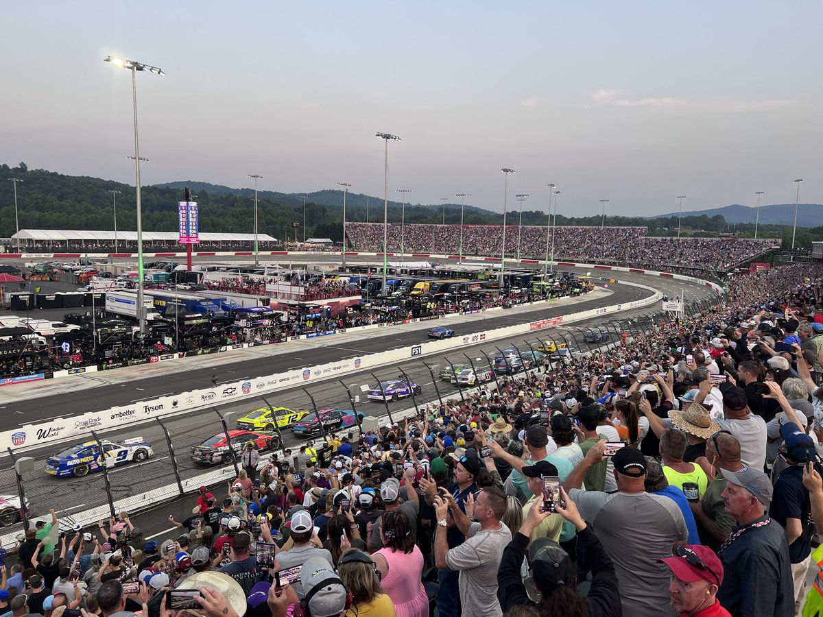 Visit North Carolina tweet media