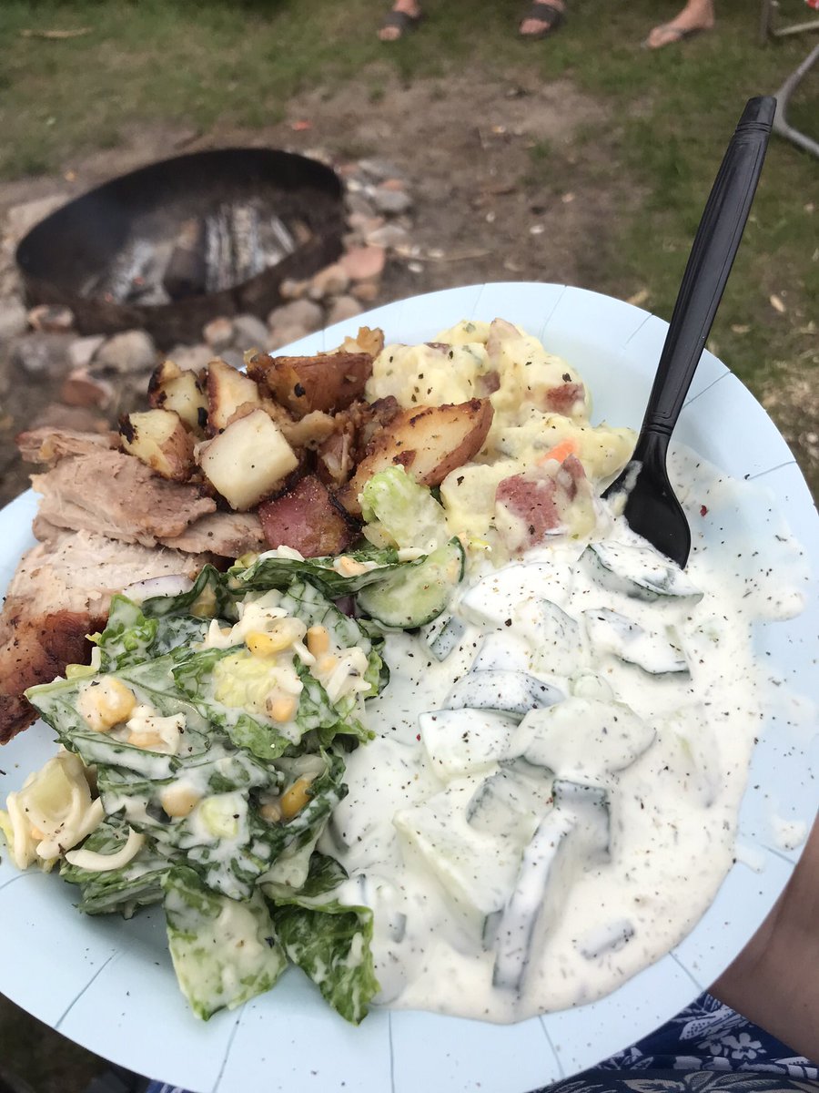 mounlimited634's tweet image. Cute dogs, great food and fun games with some fine folks. A delicious time was had 😊 

#mblife #mbsummer #maylong