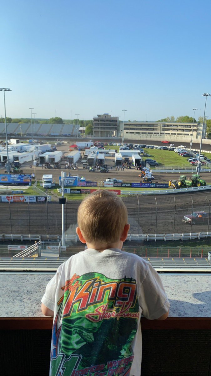 mrs_rmj71a's tweet photo. McLean goes racing 🏁🖤
(Also, peep that awesome #TeamRipper sweatshirt 😜) https://t.co/jDdTvBQQgT