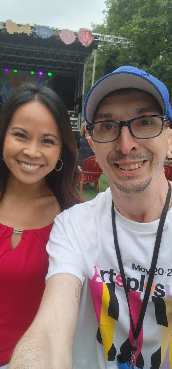NCLocalMusic's tweet photo. Our founder got to meet up with @chouchoutv of @WRAL at @artsplosure in @DowntownRaleigh 
To enjoy some music and support the community ❤️ https://t.co/2WdZSyeXbK