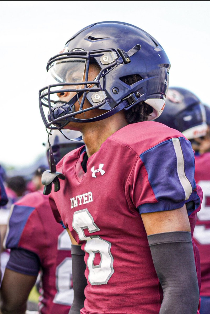 Sophomore Szn loadin…💯