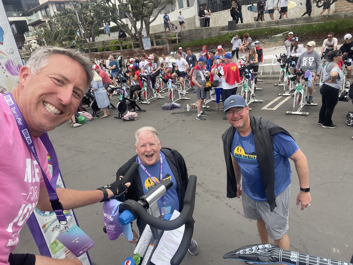 insidetroy's tweet photo. Fun day at the @TourdePier spinning to fight cancer! #UCLA head coach Chip Kelly and OL coach @CoachDrev were there riding for former Bruins DC Bill McGovern. https://t.co/FXb8G3ySBV