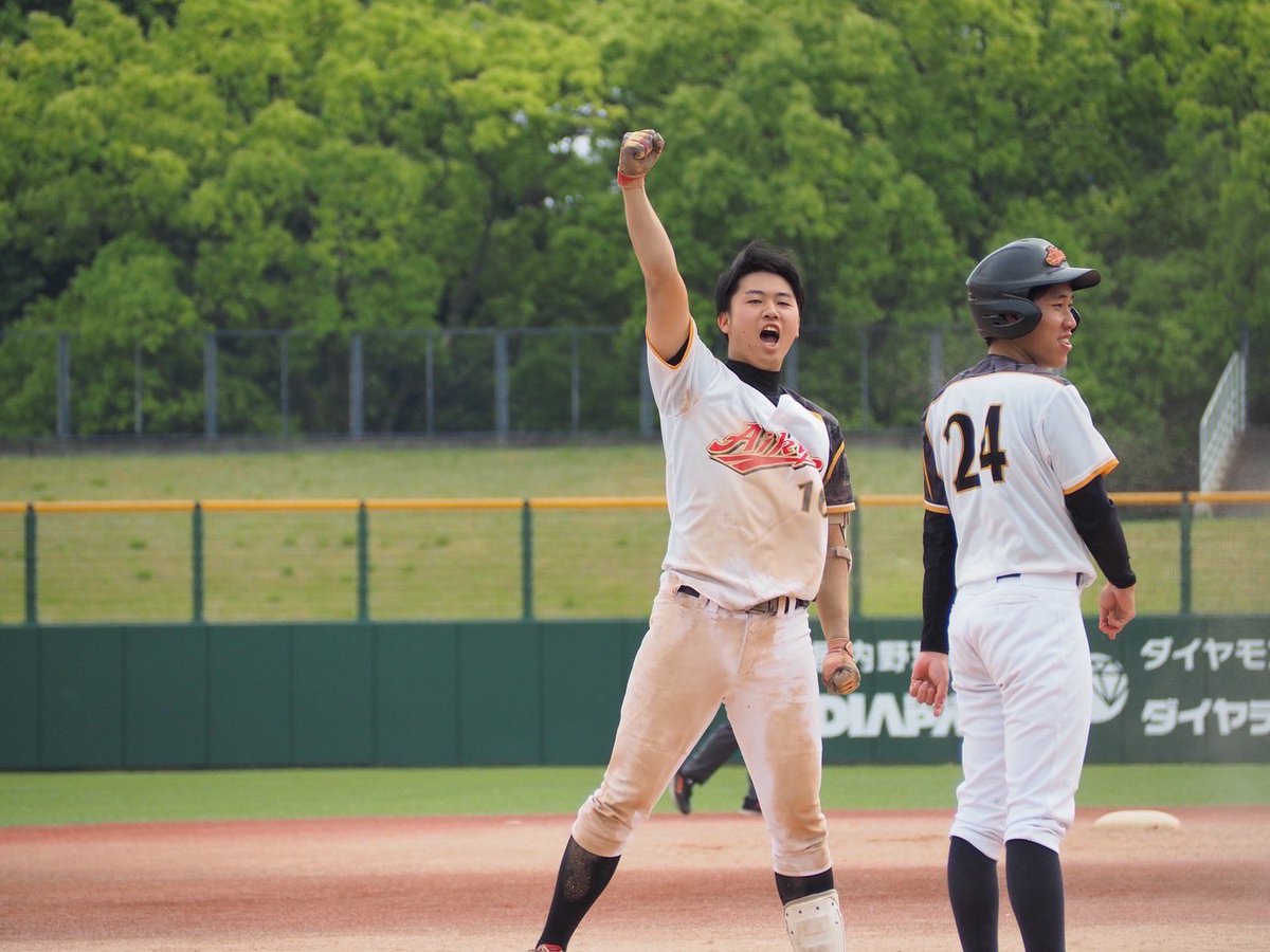 2023 5.18 春リーグ
vs名古屋商科大学①

名商|003003000|6
愛教|200000200|4

投)瀧本→野呂→鵜飼
捕)岩垣

打線は初回、2点を先制するも、その後はやや淡白な攻撃が続き、追加点を奪うことができない回が続く。その後は守備の乱れから逆転を許すと、追いつくことができず敗戦となりました。