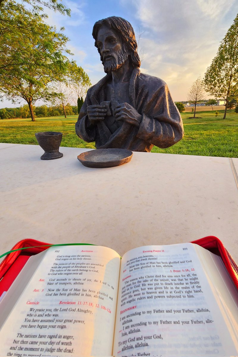 SuzanneRupright's tweet photo. #BreviaryView https://t.co/ejvPpLd2xM