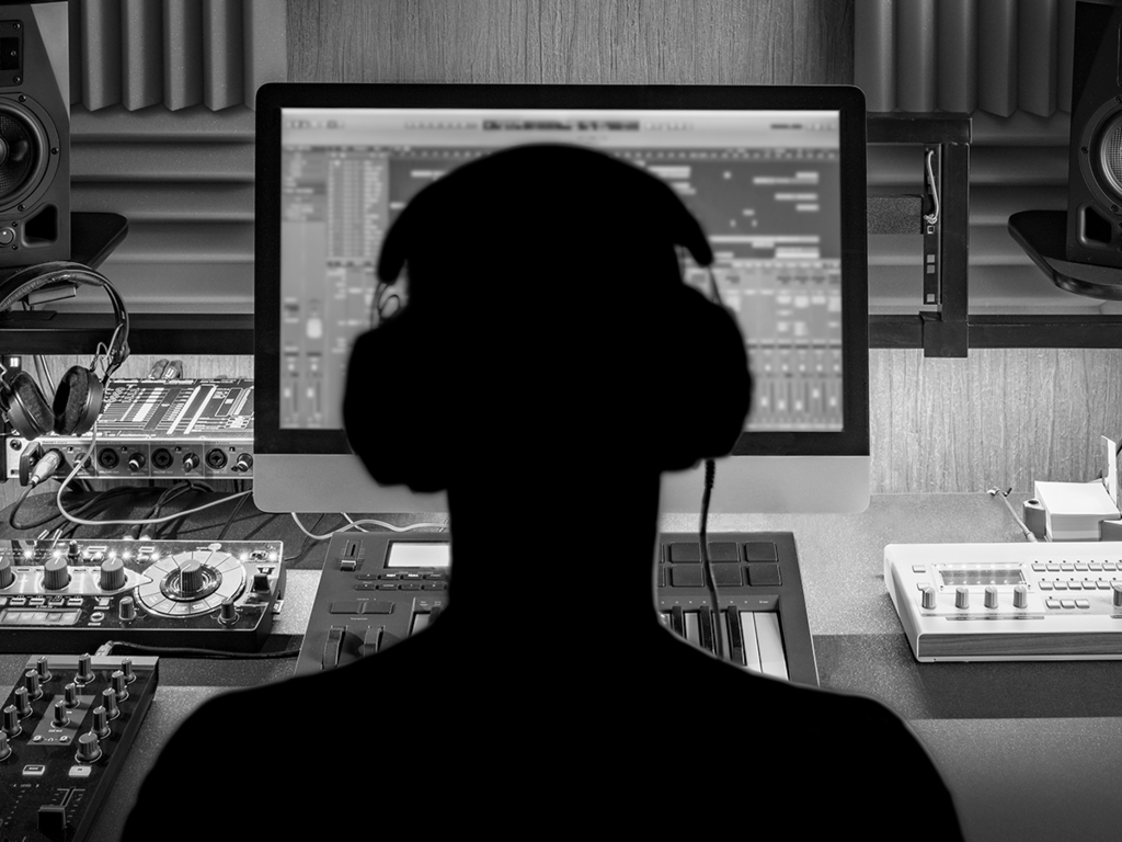 #WeverseMagazine #위버스매거진 #FEATURE 

스트리밍 사기를 아세요? (2023.05.22) 

▶️ bit.ly/43jbLFE