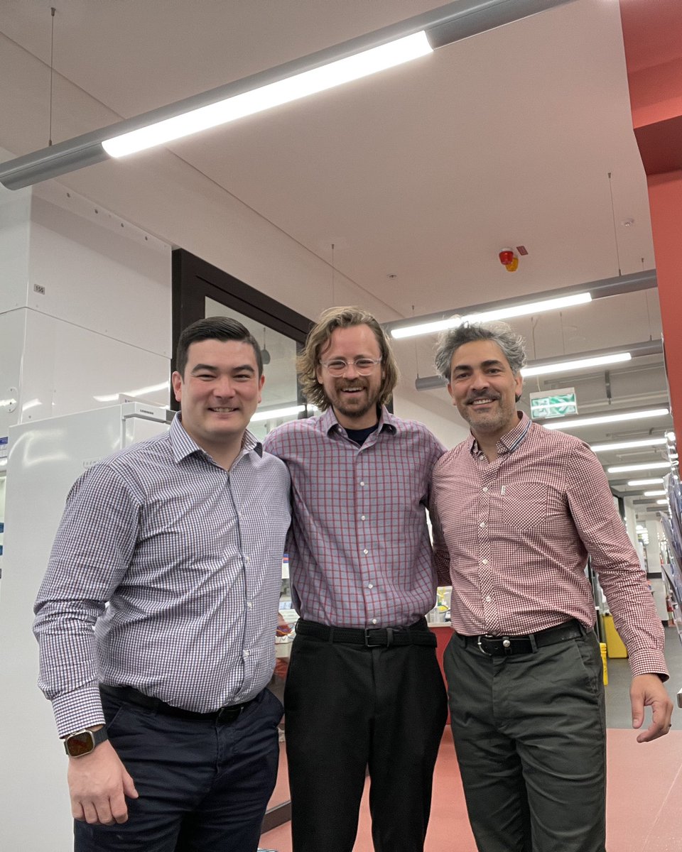 It’s a checks and chinos kind of lab day <a href="/ARMI_Labs/">ARMI</a> 😂 <a href="/SHCrossman/">Sam Crossman</a> <a href="/JanManentN/">Jan Manent</a>