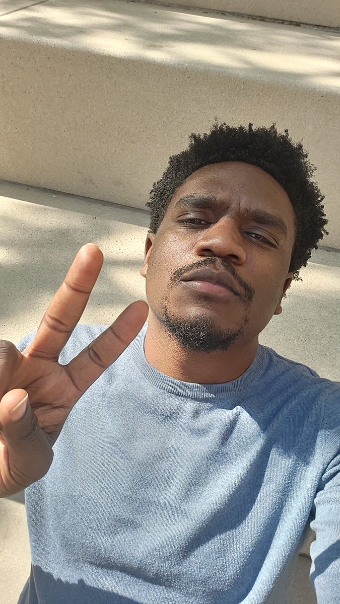 ImCool_likeDat's tweet image. Springtime Chi.