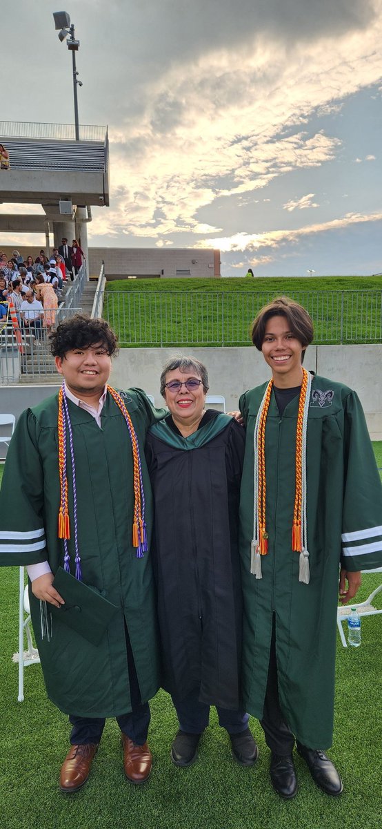 miss_ledesma's tweet photo. Congrats Class 2023 https://t.co/9wK32sTCM5