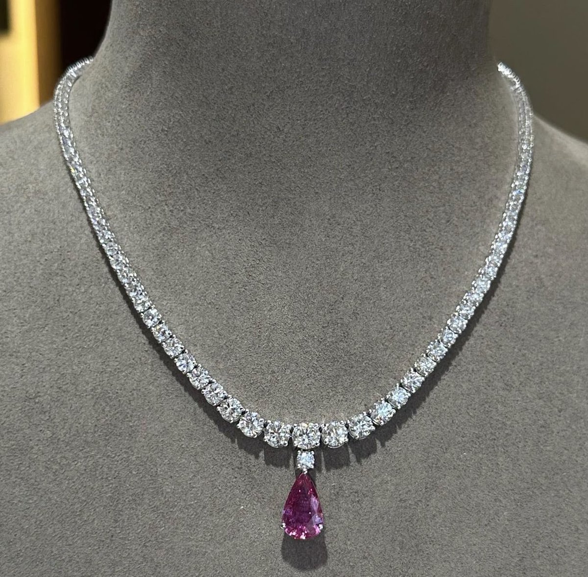 𝒫 (@lvspink0) on Twitter photo 