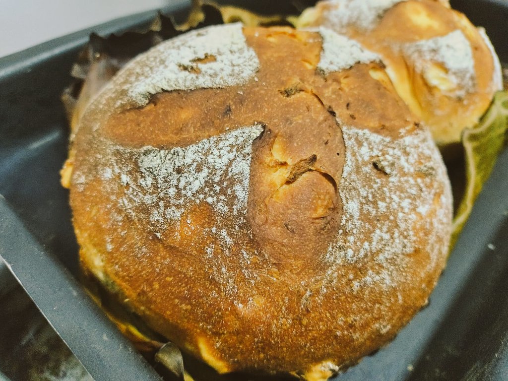 marcelogamabr's tweet photo. Pão de bagaço da laranja, bolo de casca de banana, tempero com palha de alho, cebola, sementes e raízes e muitos outros produtos. Já passou da hora de olharmos para os produtos de forma integral e sustentável.  
#comfomenaoda #fantástico  @showdavida @tvglobo #chefgama https://t.co/tgvFp0n060