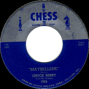 DrPnygard's tweet image. Today in 1955, a part-time factory worker visited the studios of #ChessRecords and cut his first record, a souped-up version of a traditional fiddle tune given new lyrics and an unforgettable guitar riff. A smash crossover hit, #Maybellene made #ChuckBerry an overnight sensation.