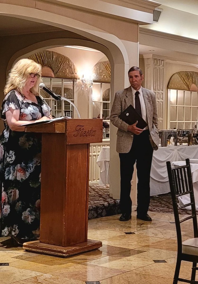 NHRHS_Athletics's tweet photo. 🏆Congrats to the @nhrhs1 coaches, past & present, honored by the #BCCA & #BCWCA at today's Century Club Brunch
🎳Bob Tschinkel (below)
🏌♀️Rich Smith
🎾 Chris Broking
🔴Each of these coaches reached the 100 win milestone in their respective sports
⚫️ #WeAreNH @NHSportsAssoc https://t.co/P2lDPfhIkh