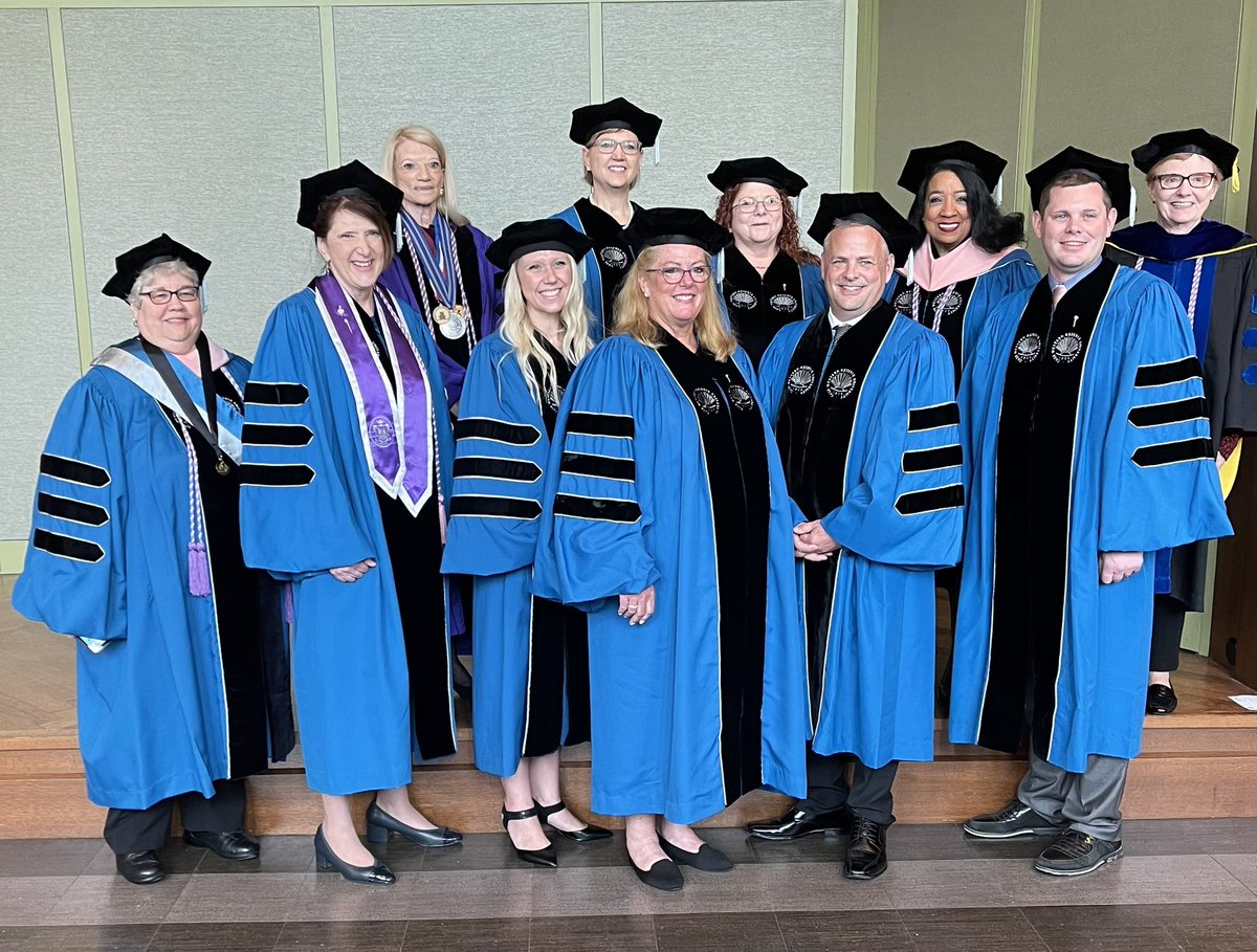 DeniseWocn's tweet photo. On Saturday May 20, 23 the FPB School of Nursing presented diplomas, awards, honors to hundreds of nursing students!
Congratulations to all of the Bassett &amp; NYPScholars!Thank you Joyce Fitzpatrick,PhD, MBA, RN, FAAN for your ongoing commitment to nursing..leadership &amp;development! https://t.co/CMJSg9Usjy