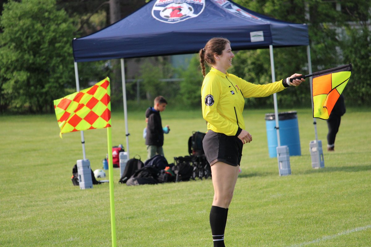 MichiganReferee's tweet photo. All smiles from our referees on Day 3 of State Cup Quarter & Semi-Finals. A HUGE thank you to the more than 150 referees and fantastic mentors for making this weekend a success. #michiganreferee https://t.co/zIdTtWj4wP