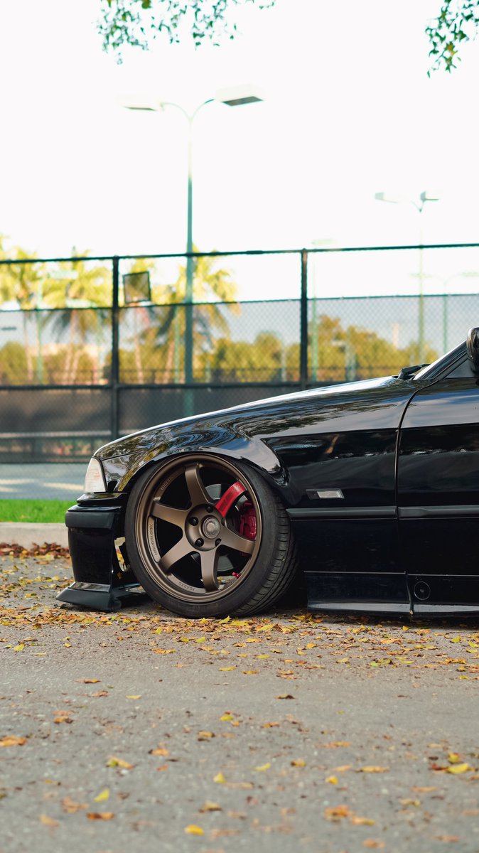 e36bitch's tweet photo. jdm wheels 🤝 euro car https://t.co/CnRn2J1ab3