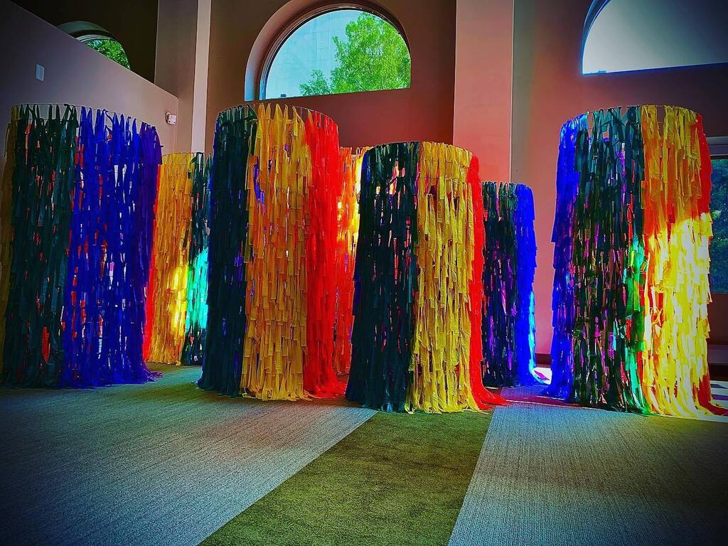 brimfeld's tweet photo. They are just standing there. They are waiting to be united. They are #colorfully staring at me. #surreal #rainbow #art https://t.co/CwcDcaKtKX https://t.co/6yxWSgxYG7