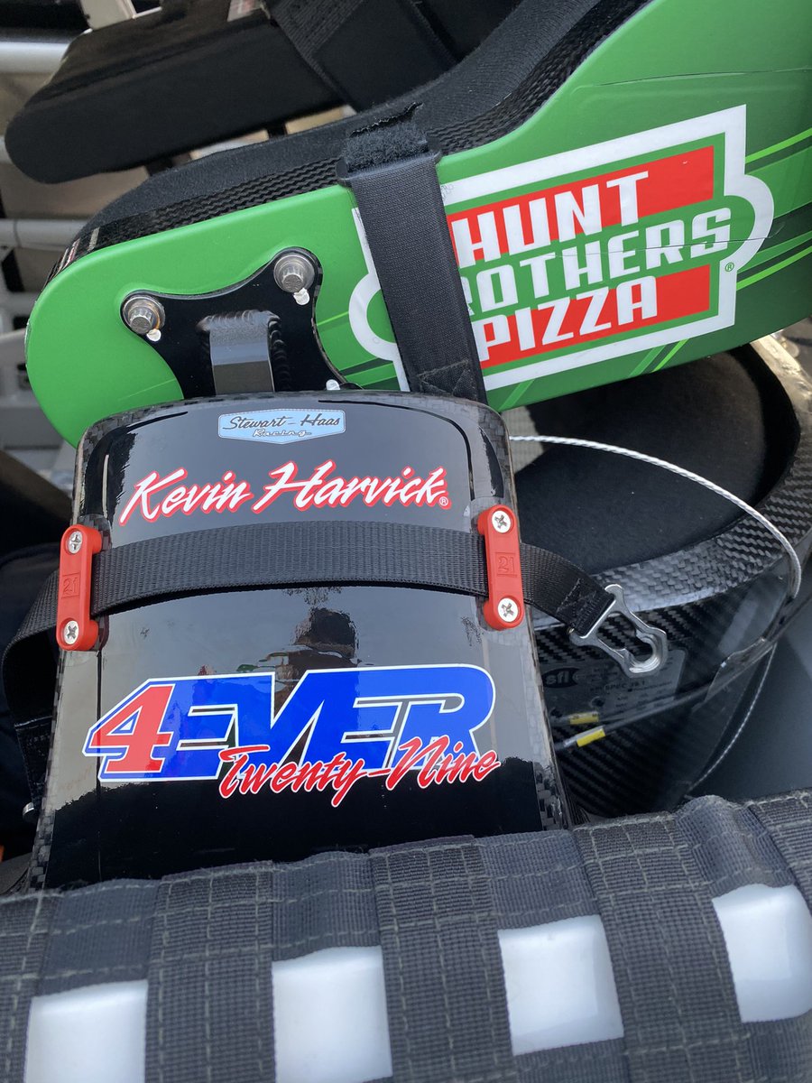 hbpRacing's tweet photo. In honor of @KevinHarvick driving the No.29 one more time, let’s do a swag giveaway!

RT &amp; Like this post
Click the Link 👇

https://t.co/WtAZKrOj7K

#4EVERTwentynine 
#HBPRacing https://t.co/FnKzM2xD5h