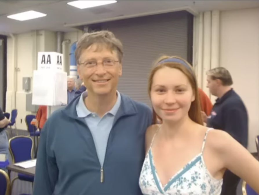 dyingscribe's tweet photo. Bill Gates was getting blackmailed/extorted by Epstein for an affair with a Russian girl.

News just broke today. https://t.co/R8vryBhscn