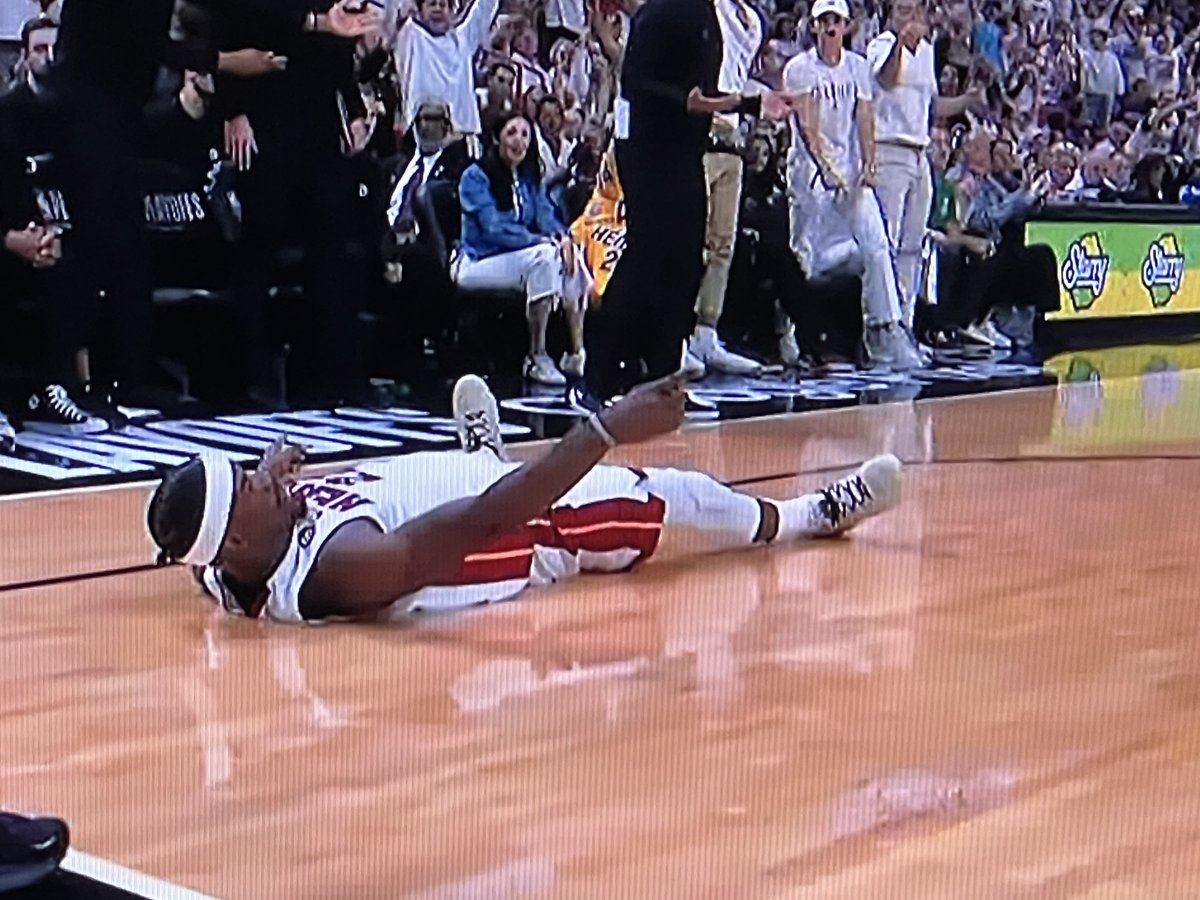 WorldWideWob's tweet photo. not again https://t.co/CB7YaeKqlY
