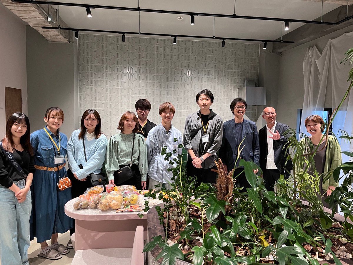 treewinter_18's tweet photo. #ギルドの企画 in 熱海
5/20-5/21

北海道から京都の学生が熱海に🧑‍🎓
時間に縛られず、自由に旅するためのノマドワーカーの基本を学びました！

将来どんな職業に就くにしても、1人で稼ぐ術は重要になる！
だからこそ、いま、ノマドワーカーの基本を学べたのは、かなり大きい！ https://t.co/YeGX6aZDLe